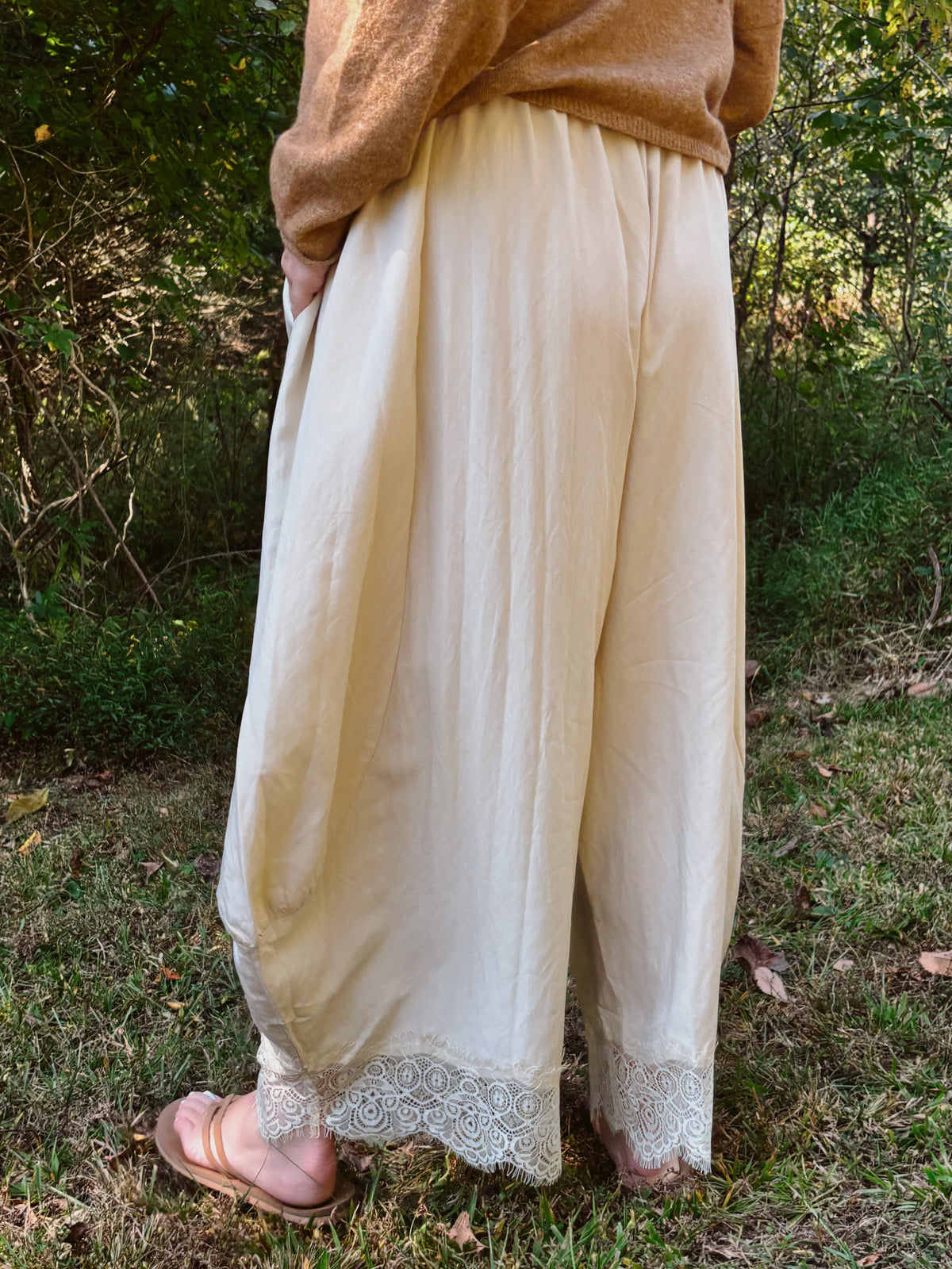 Della Lace Pants